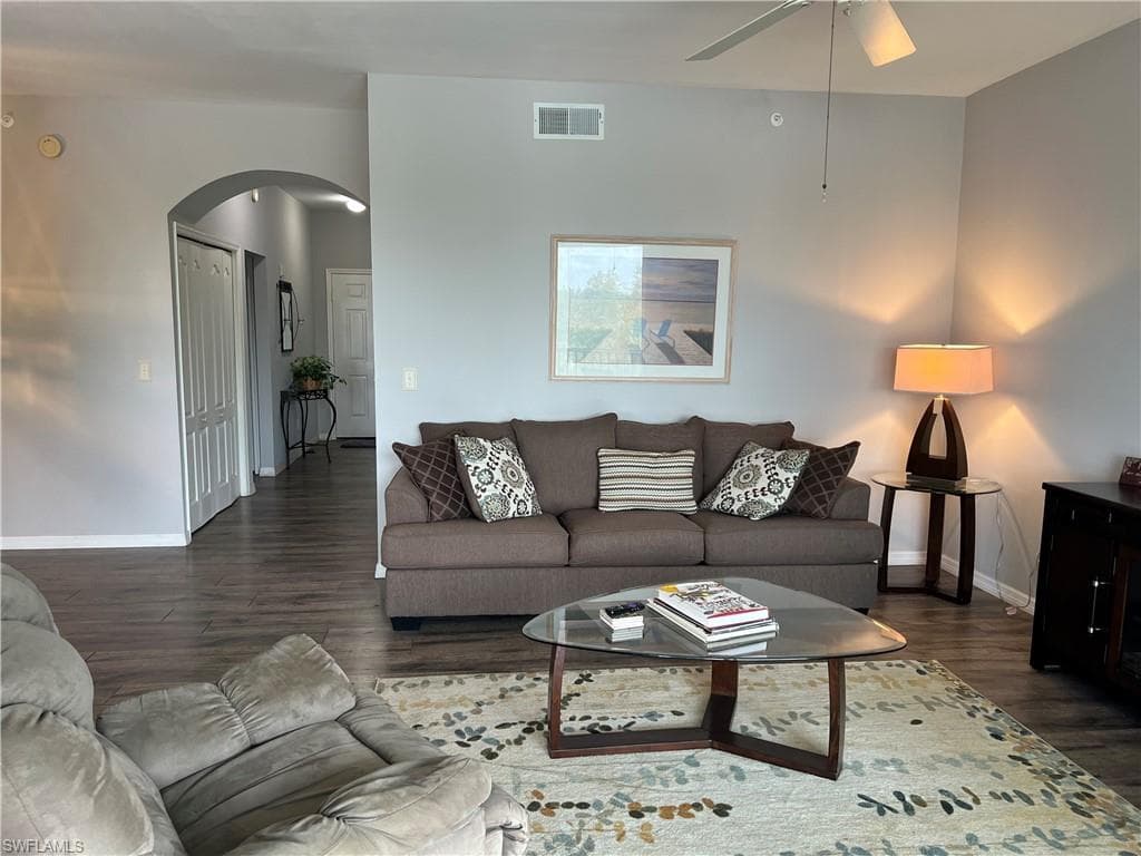 7525 Stoneybrook DR 932-10