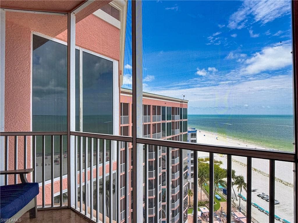 200 Estero BLVD P10-7