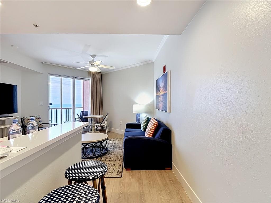 200 Estero BLVD P10-20