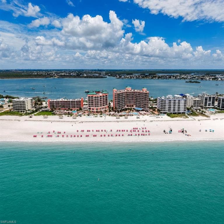 200 Estero BLVD P10-44