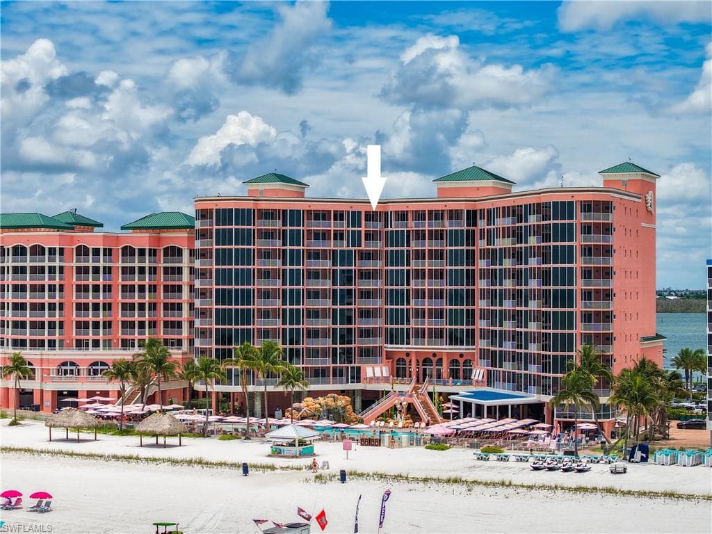 200 Estero BLVD P10-37