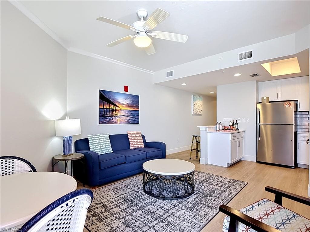 200 Estero BLVD P10-15