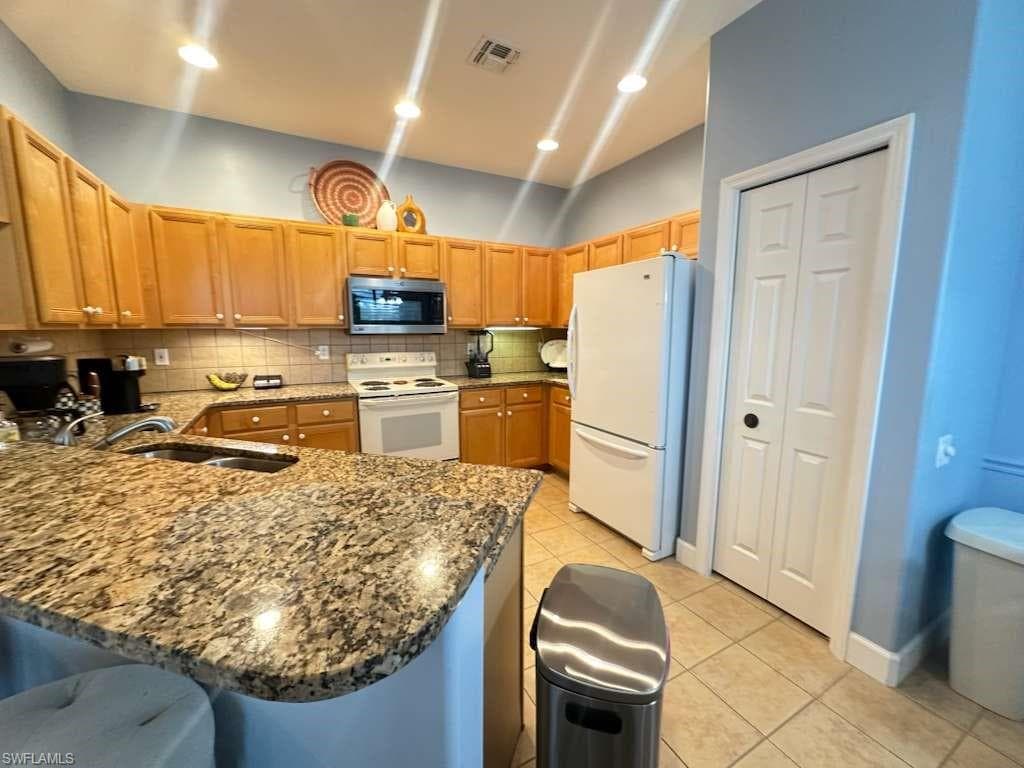 9250 Bayberry BEND 202-27
