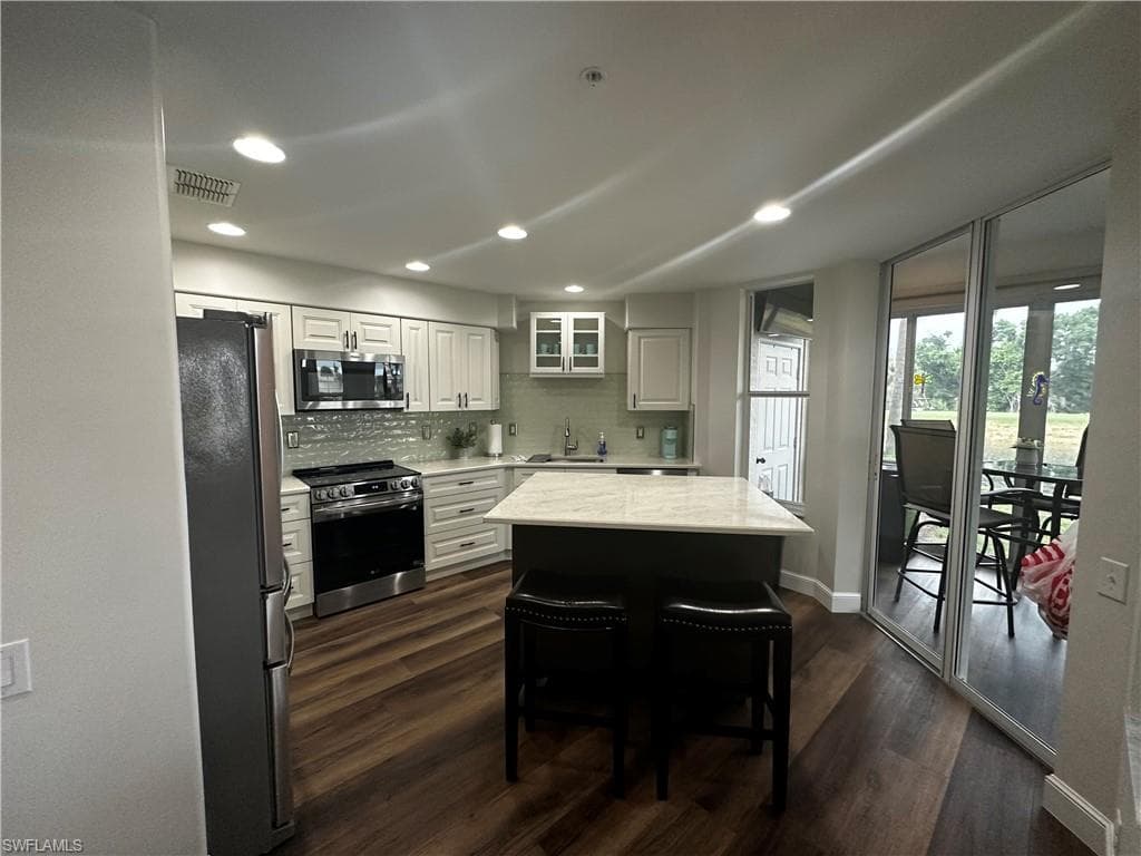 16420 Millstone CIR 106-6