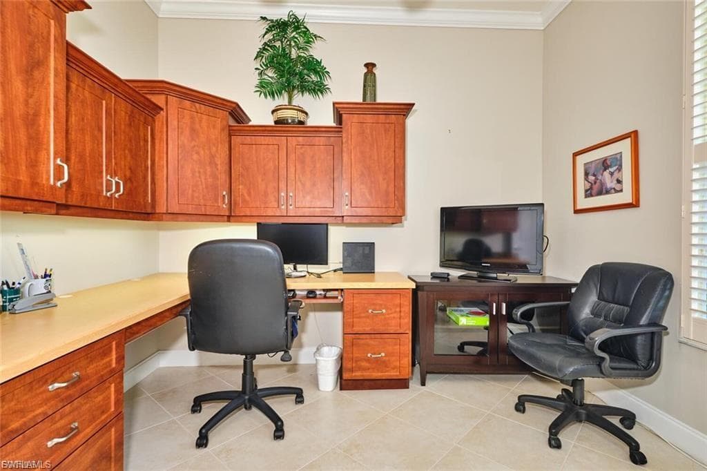 9240 Willowcrest CT-42