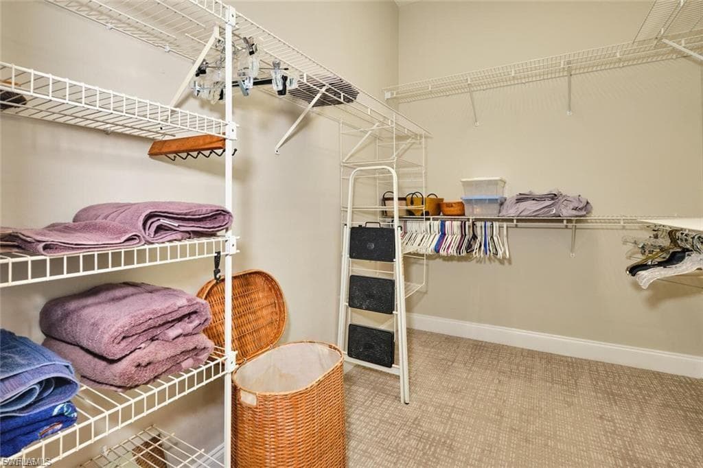 9240 Willowcrest CT-32