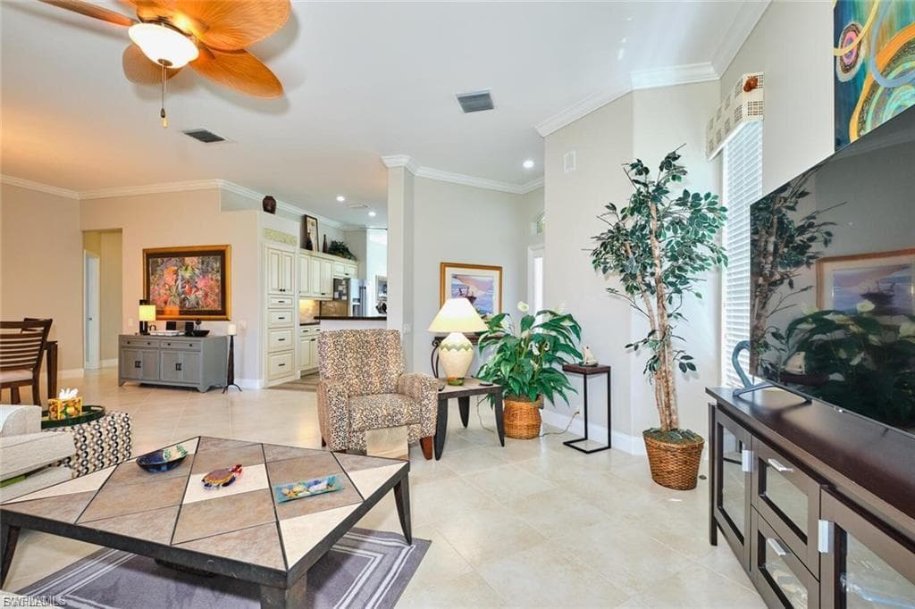 9240 Willowcrest CT-18