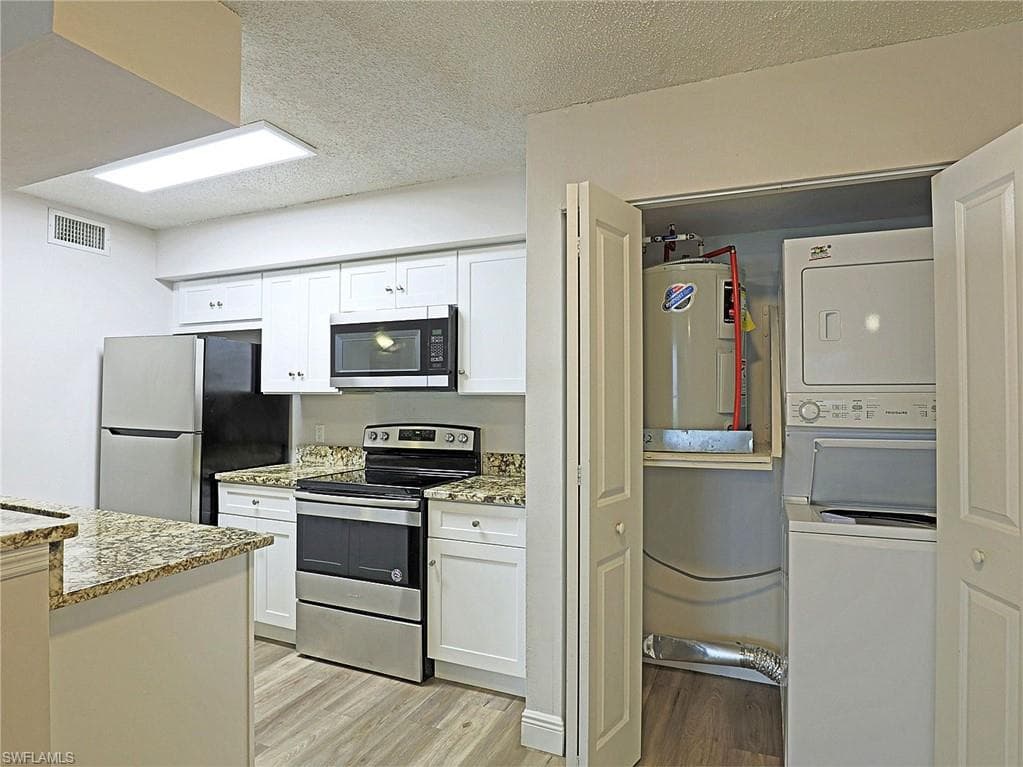 5305 Summerlin RD 506-11