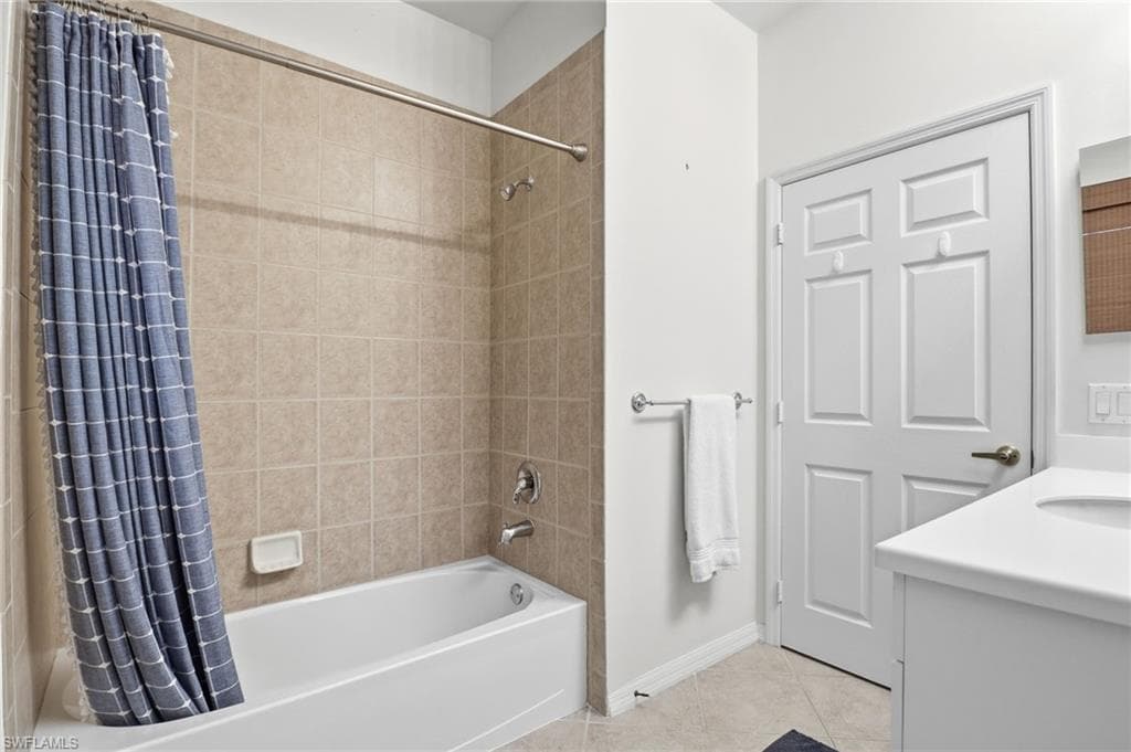 12040 Matera LN 104-42