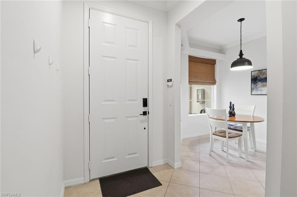 12040 Matera LN 104-18