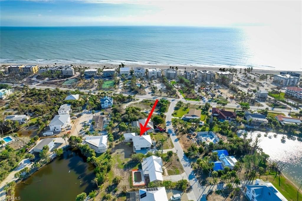 220 Palm Lake DR-40