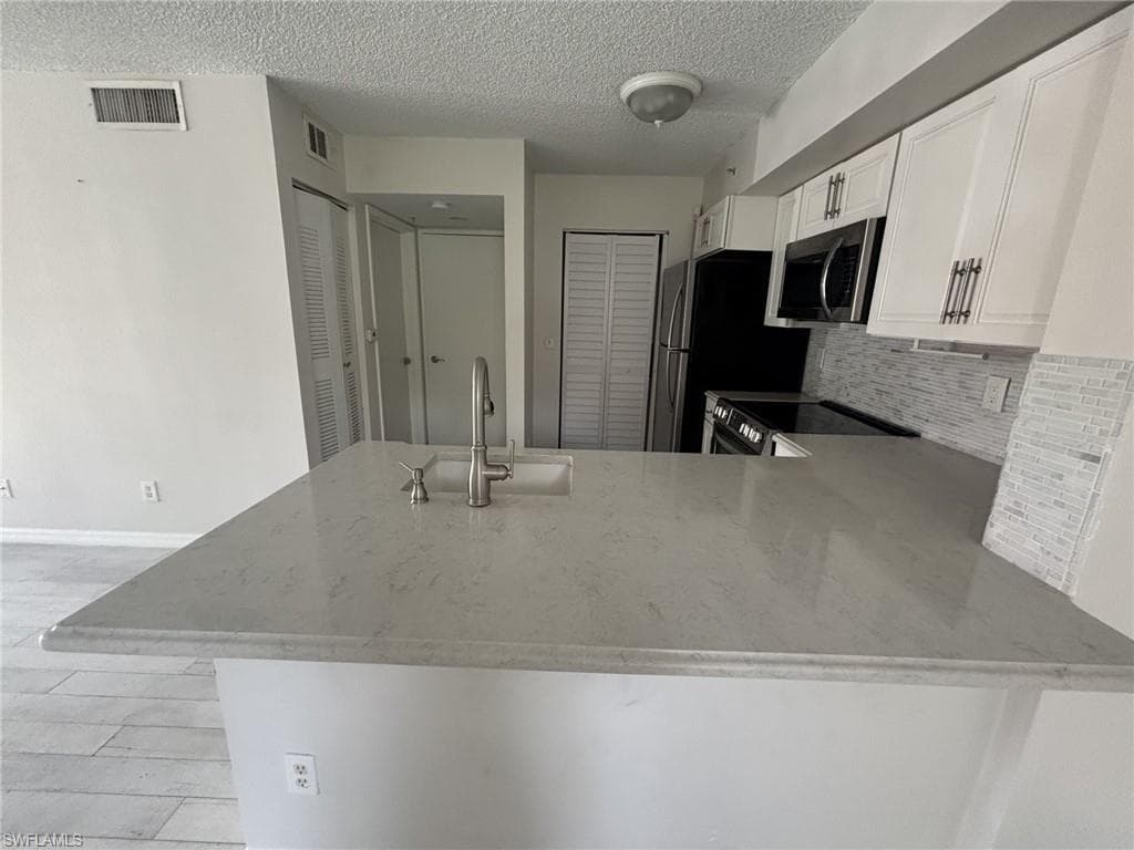 1260 Wildwood Lakes BLVD 107-6