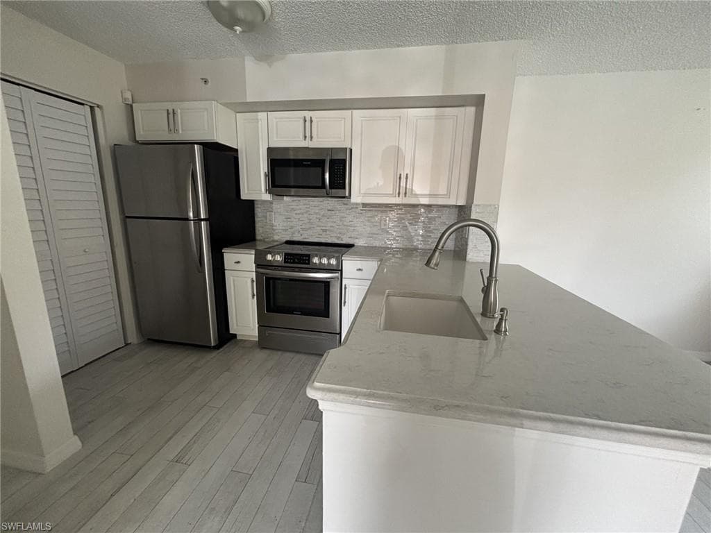 1260 Wildwood Lakes BLVD 107-7