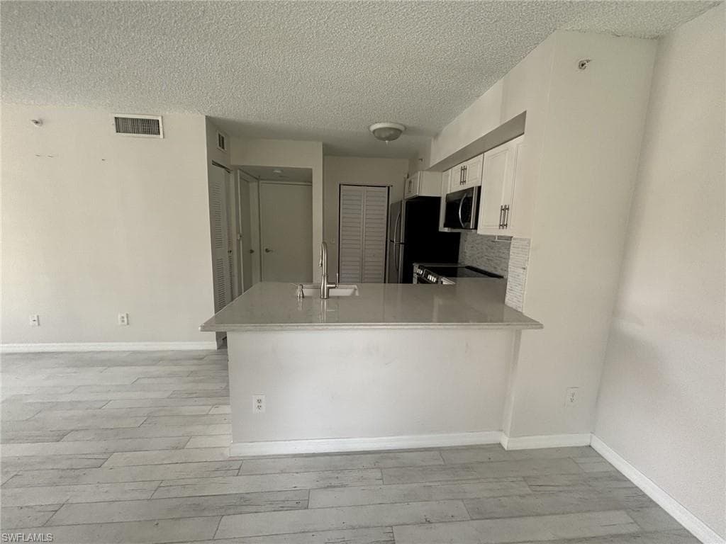 1260 Wildwood Lakes BLVD 107-8