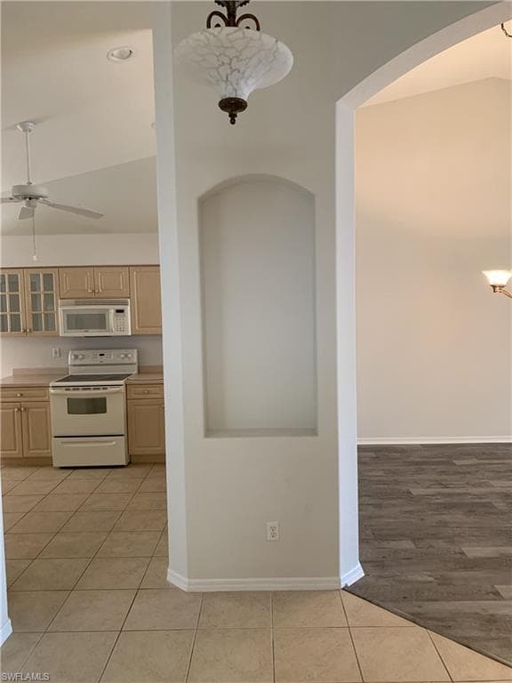 8148 Tauren CT N332-6