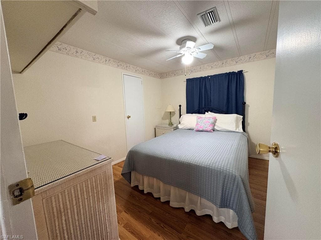 3163 Indian Village LN-27