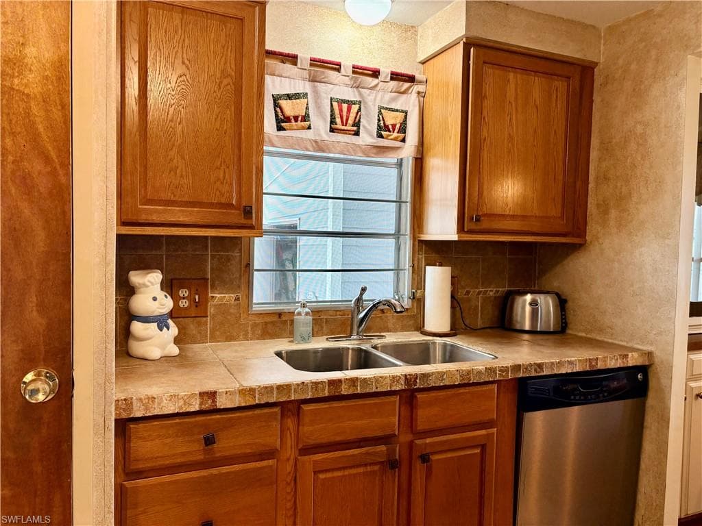 3163 Indian Village LN-7