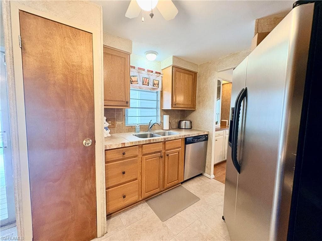 3163 Indian Village LN-9