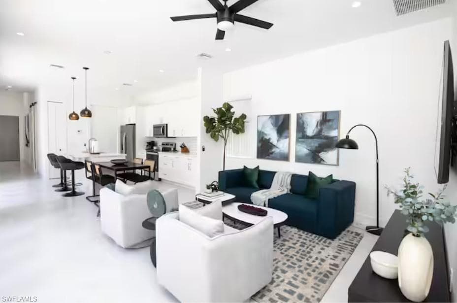 3148 VAN BUREN AVE-4