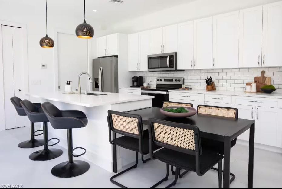 3148 VAN BUREN AVE-8
