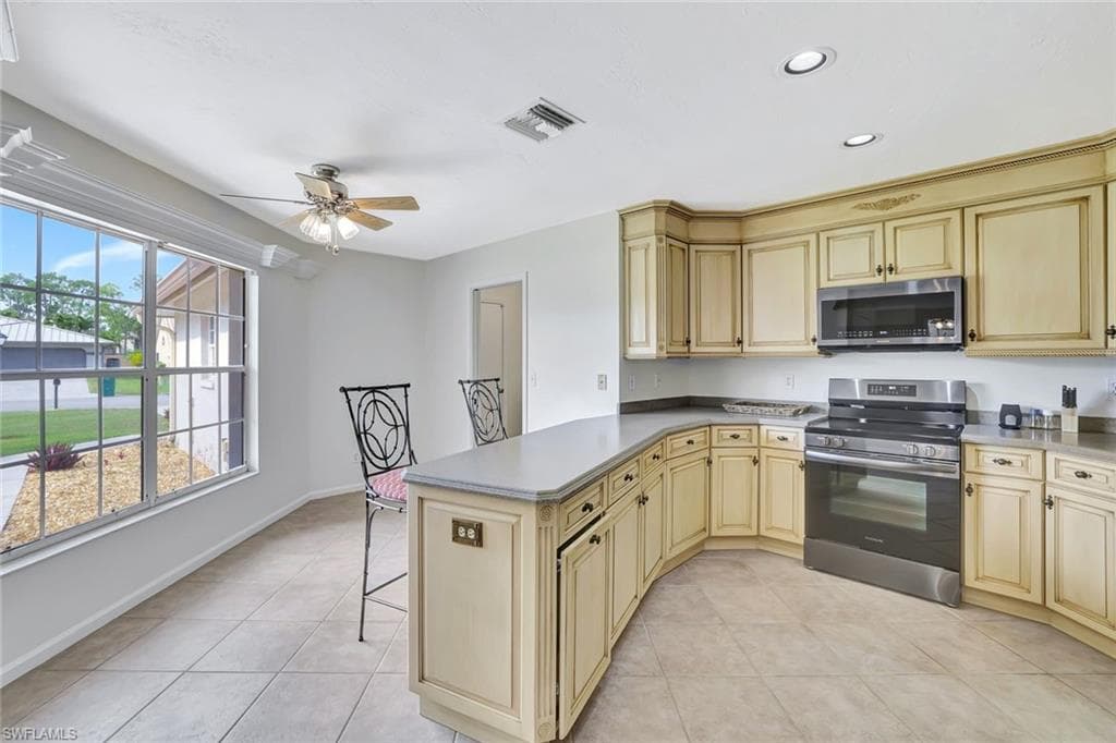 5859 Westbourgh CT-9