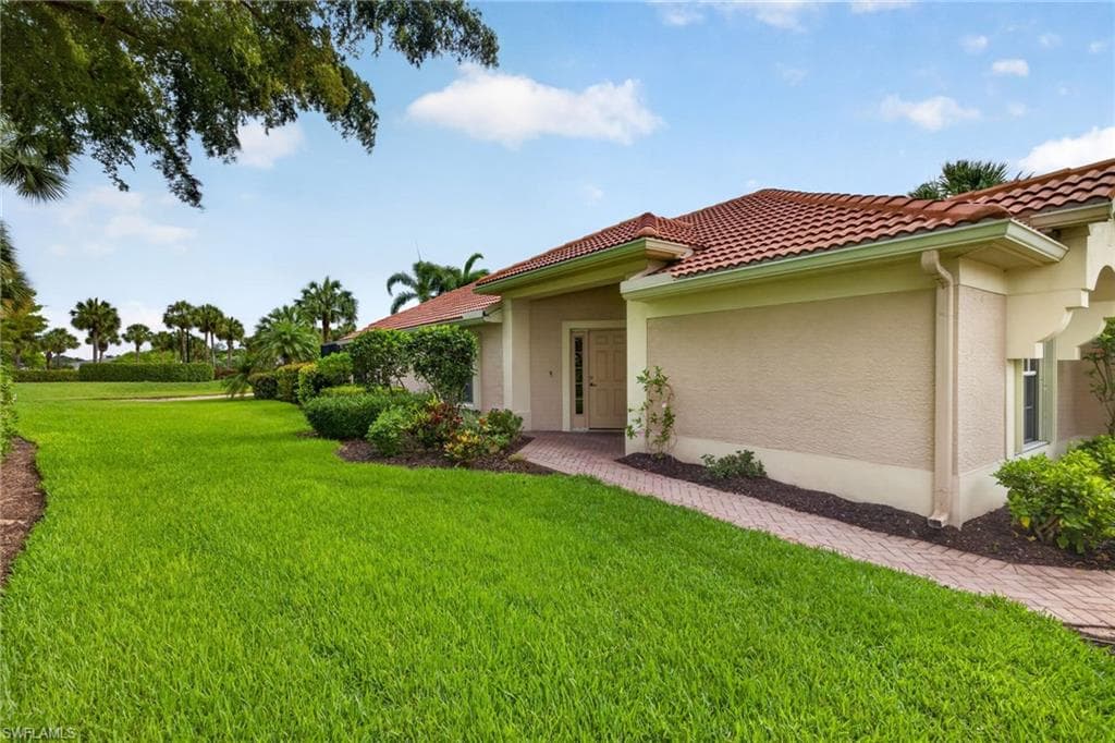 9550 Hemingway LN-30