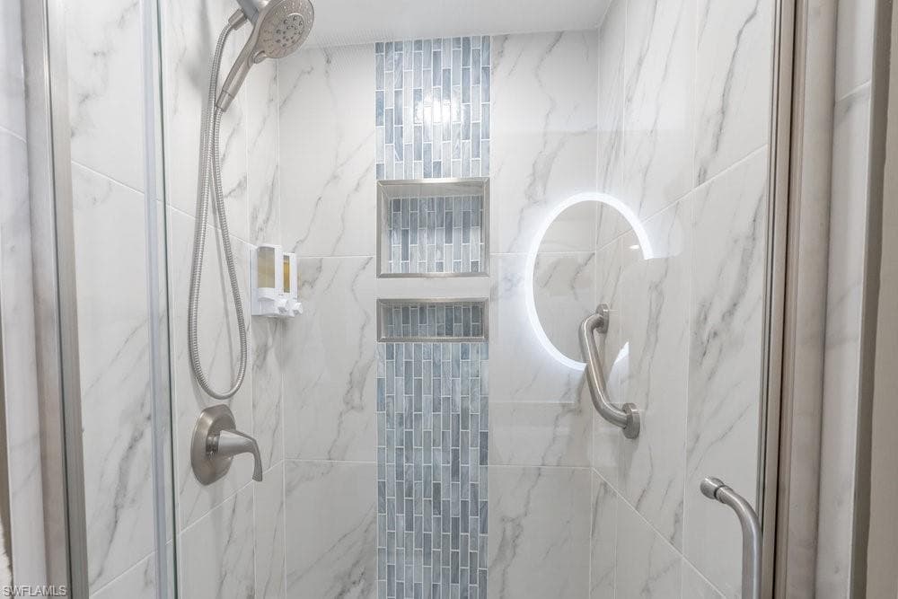10 Tampa PL 404-15
