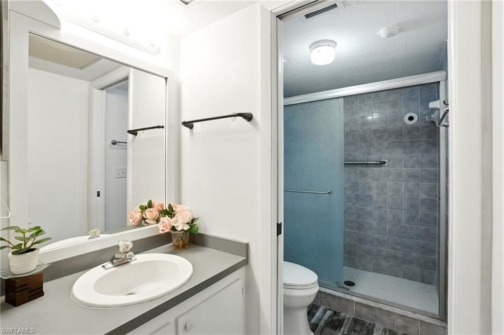 2231 5th ST 207-23