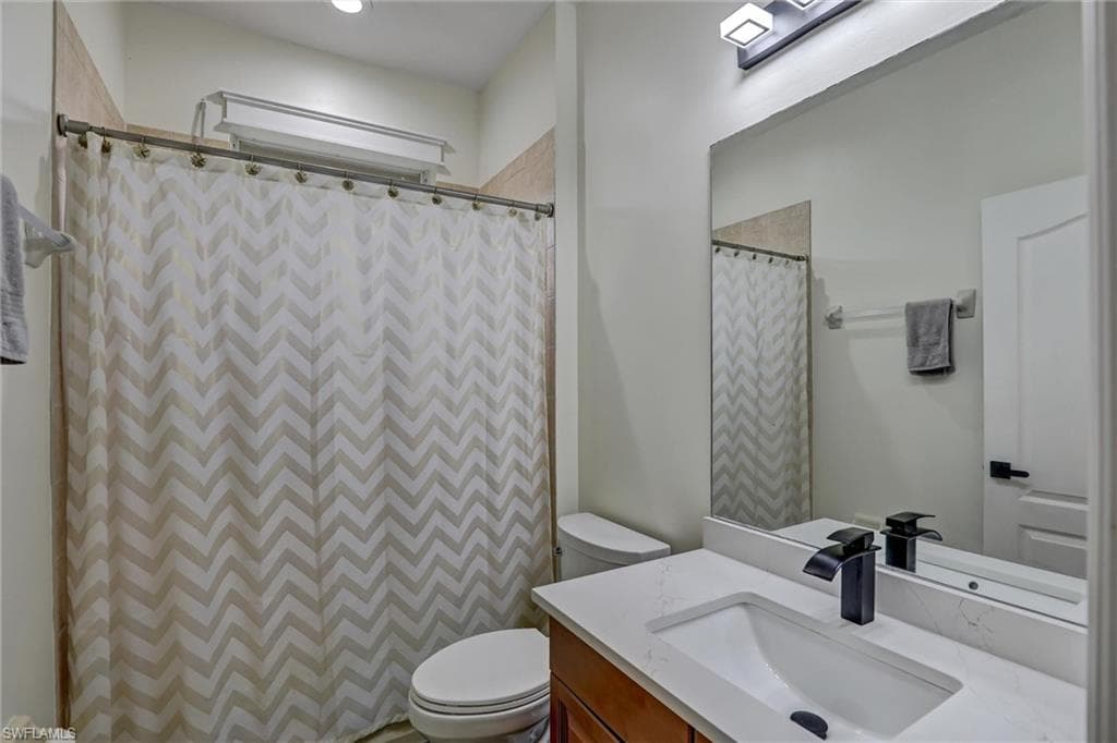 4707 Brixton CT-20
