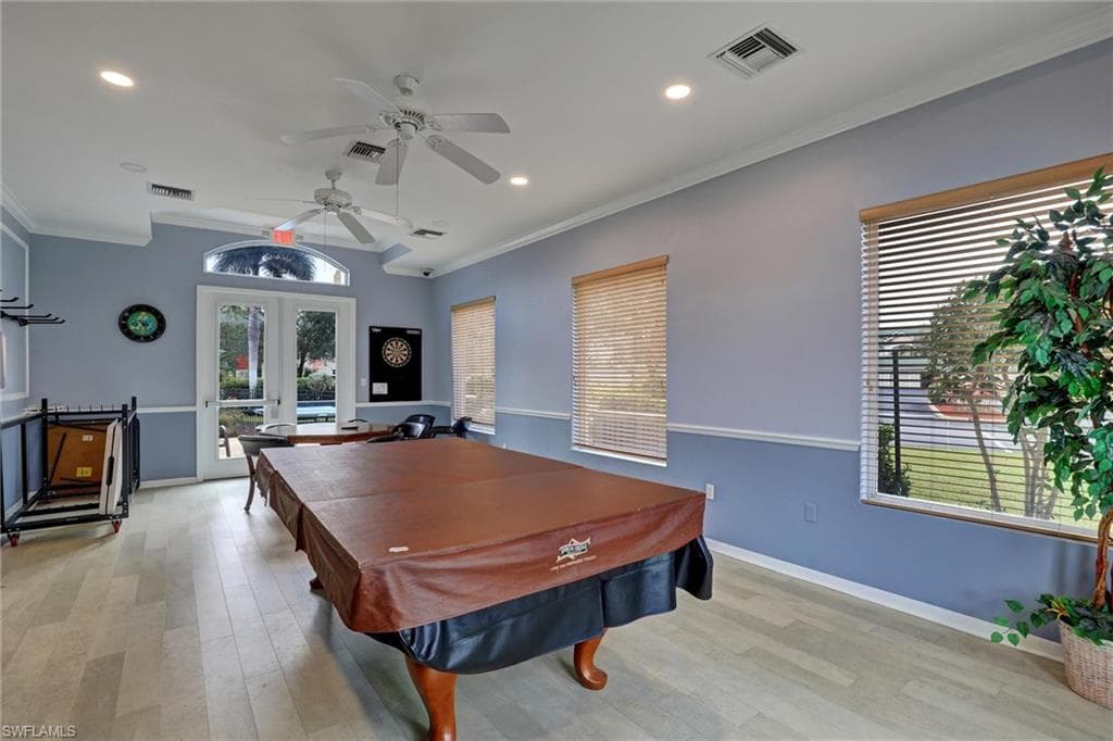 4707 Brixton CT-24