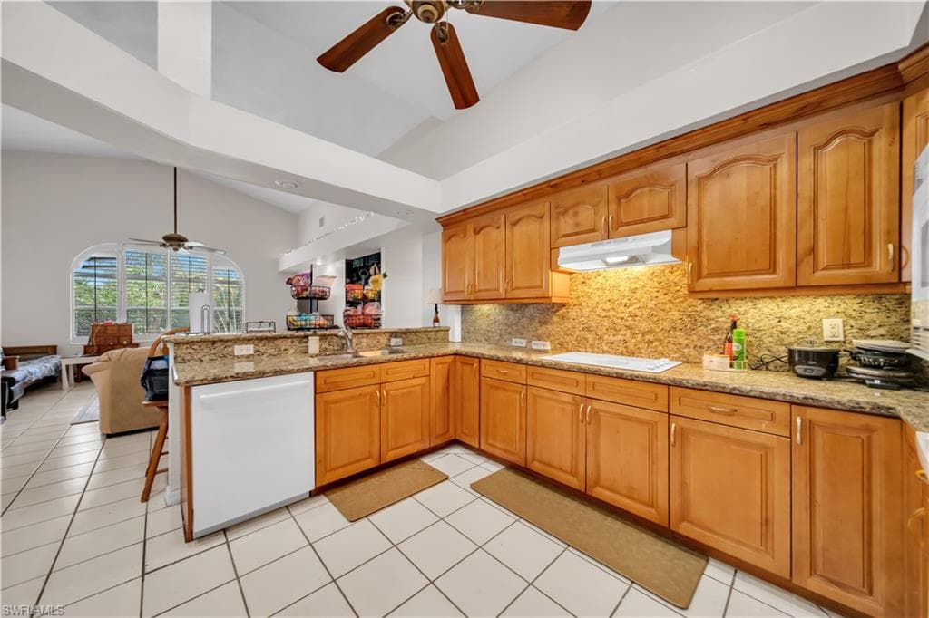 16971 Timberlakes DR-31