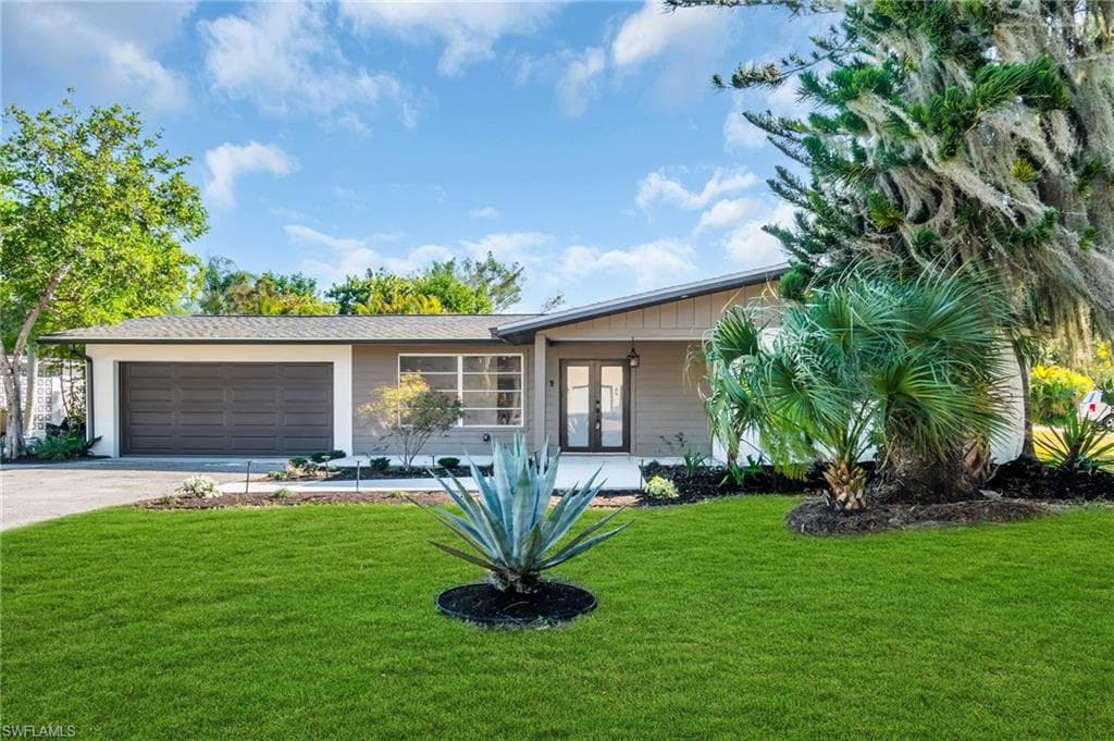 2114 Davis BLVD-1