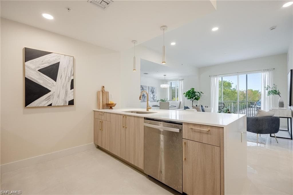 26589 ROSEWOOD POINTE DR B-208-2