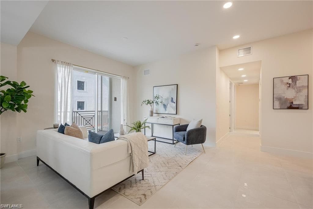 26589 ROSEWOOD POINTE DR B-208-6