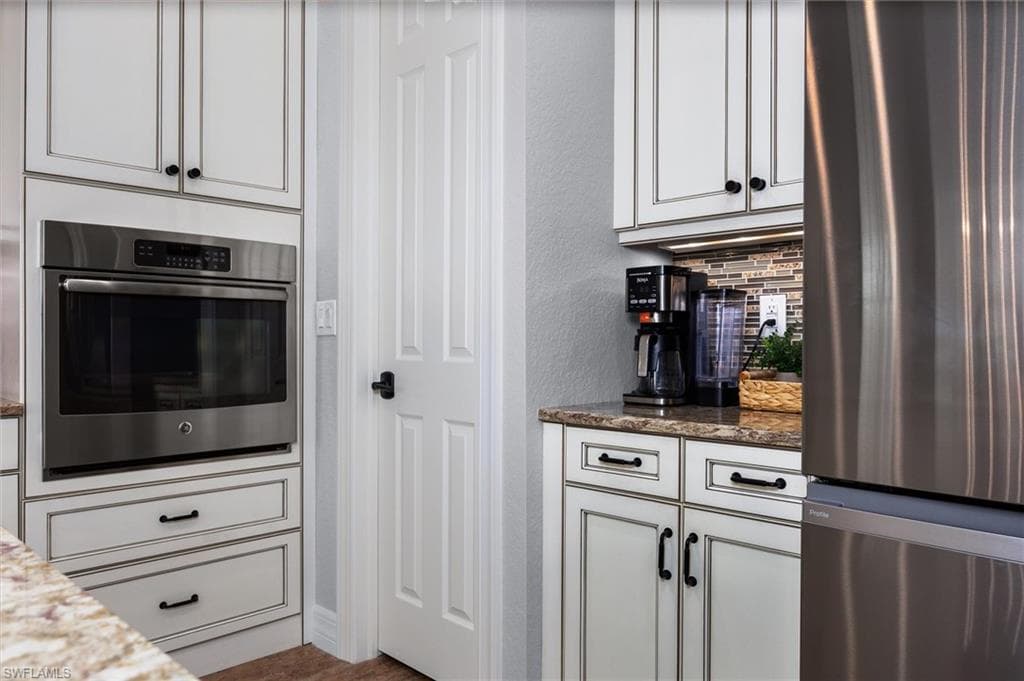2977 Willow Ridge CT-28