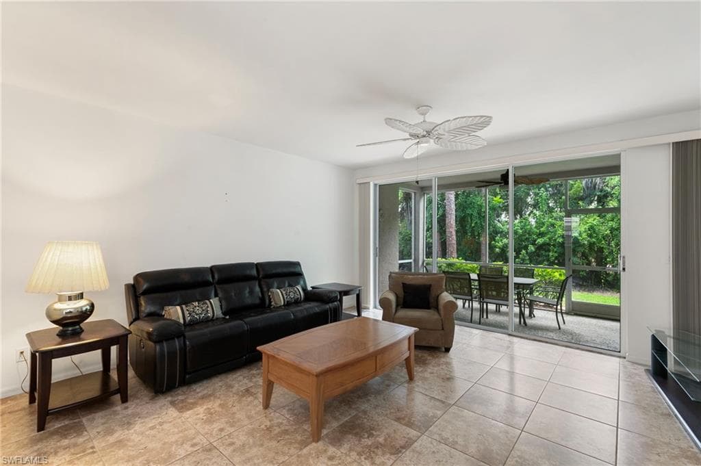 3745 Fieldstone BLVD 1102-9