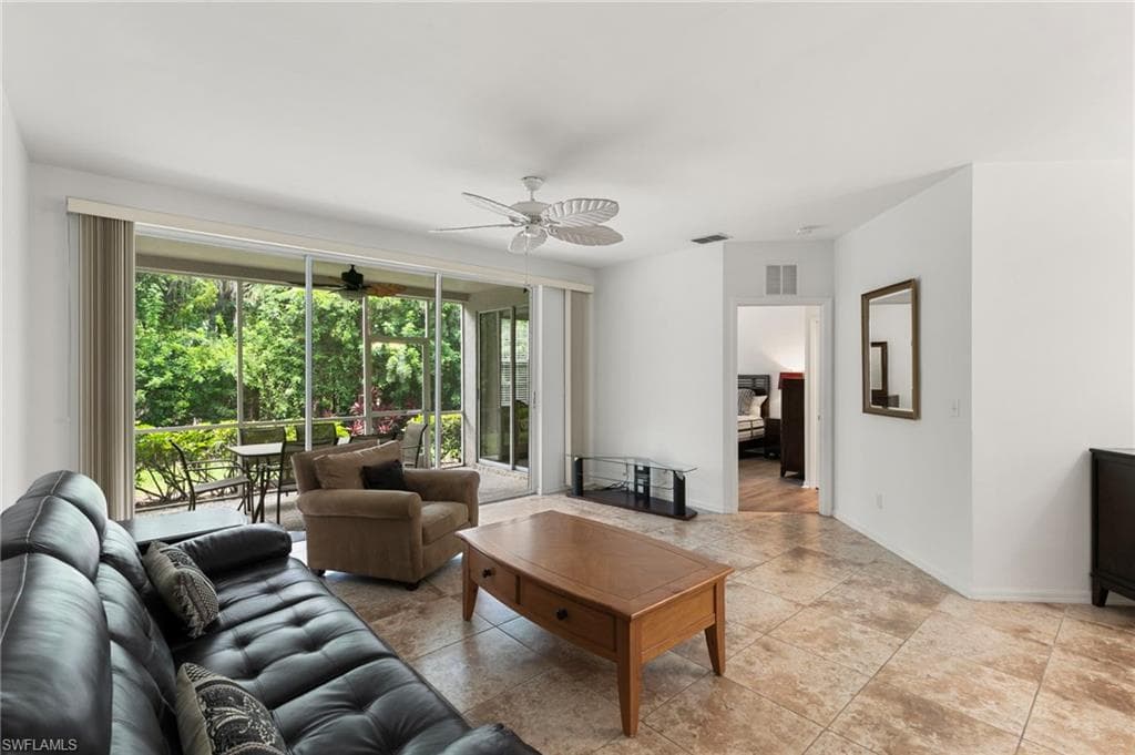 3745 Fieldstone BLVD 1102-10