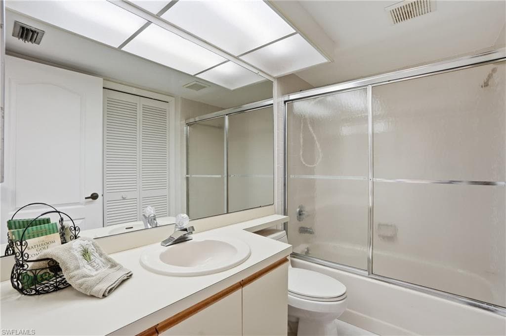 7300 Coventry CT 606-23