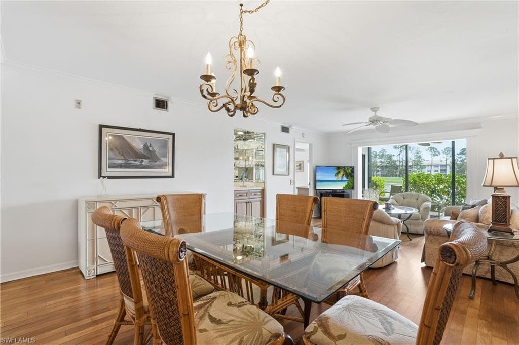 7300 Coventry CT 606-6