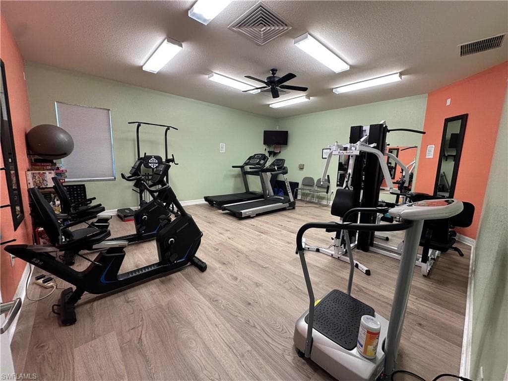 1101 Van Loon Commons CIR 205-22
