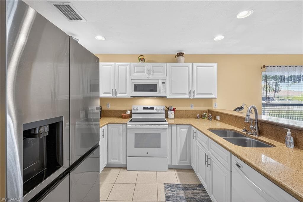 12835 Oakpointe CIR-6