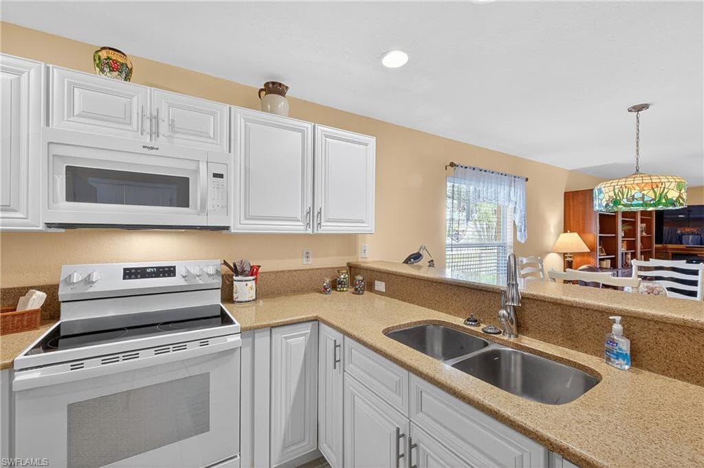 12835 Oakpointe CIR-7