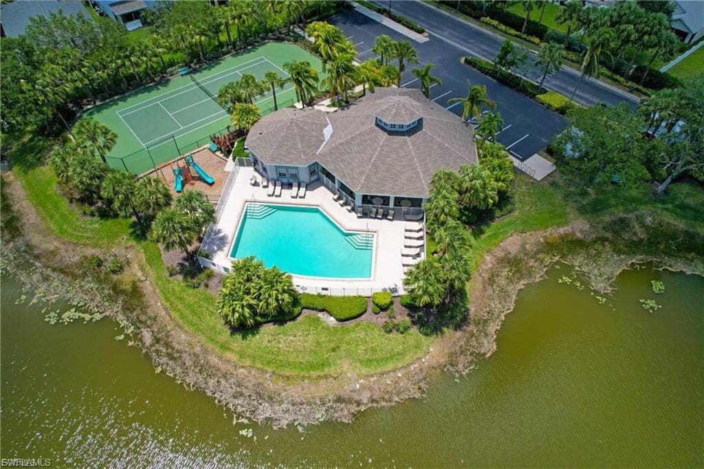 12835 Oakpointe CIR-25
