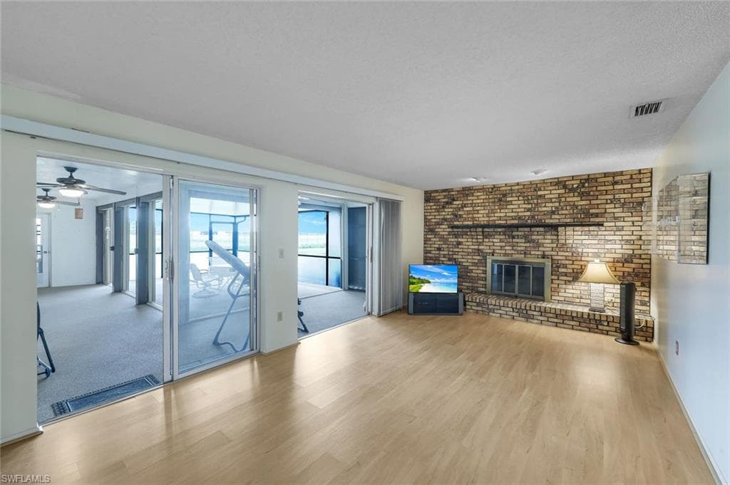 6711 Cadet AVE-16