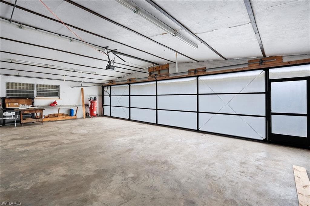 6711 Cadet AVE-37