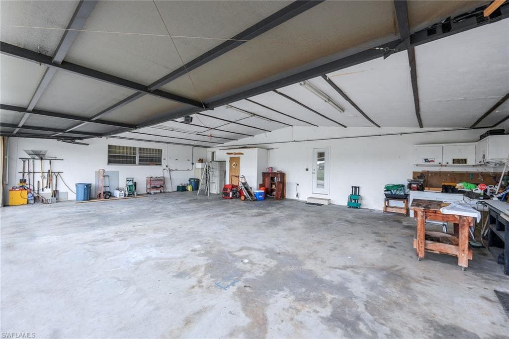 6711 Cadet AVE-39