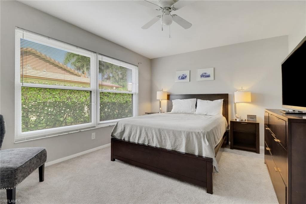 4556 Lakewood BLVD-12