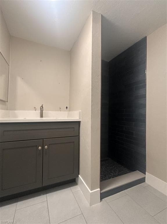 1665 Moreno AVE-12