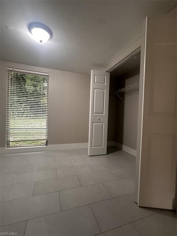 1665 Moreno AVE-9