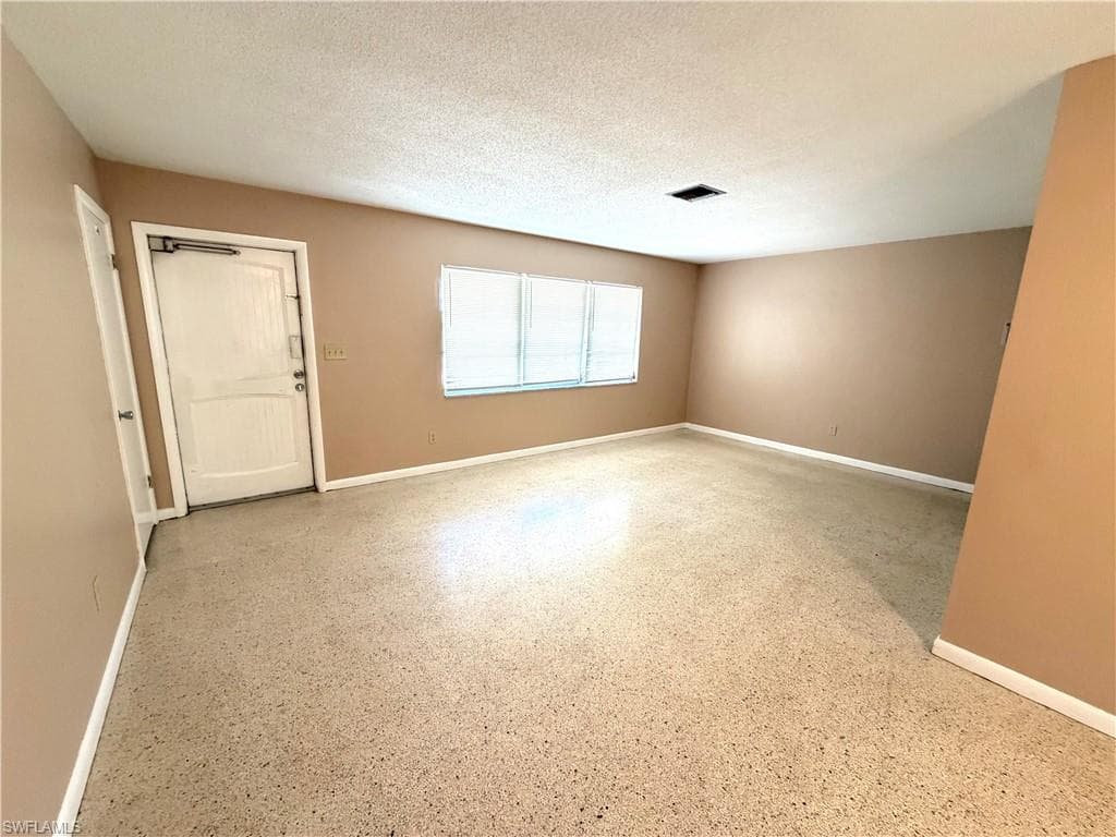 1407 Juddale ST E-3